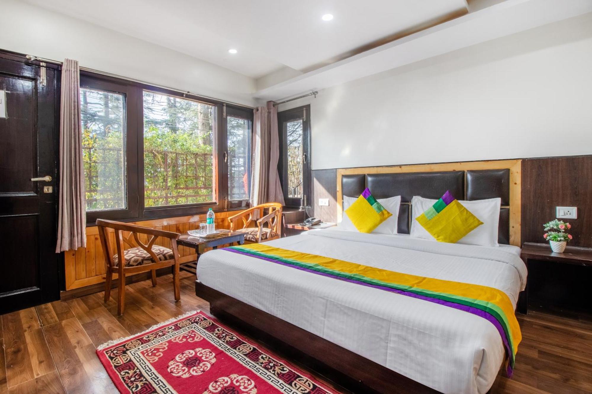 Itsy Hotels Avantika With Forest View Shimla Extérieur photo