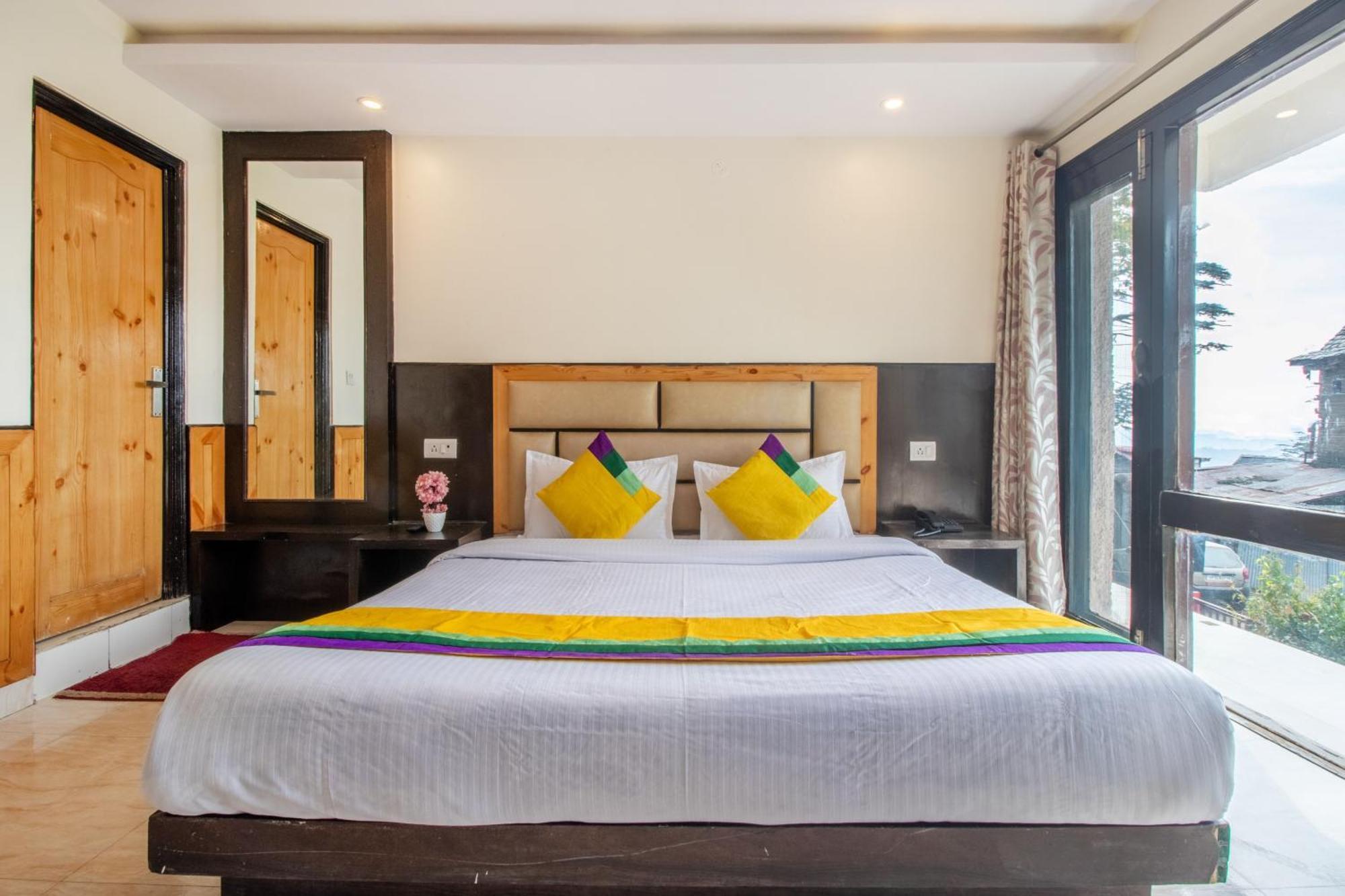 Itsy Hotels Avantika With Forest View Shimla Extérieur photo