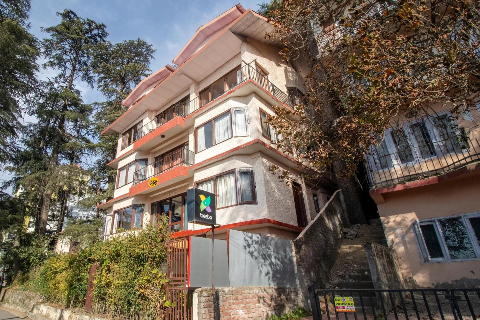 Itsy Hotels Avantika With Forest View Shimla Extérieur photo